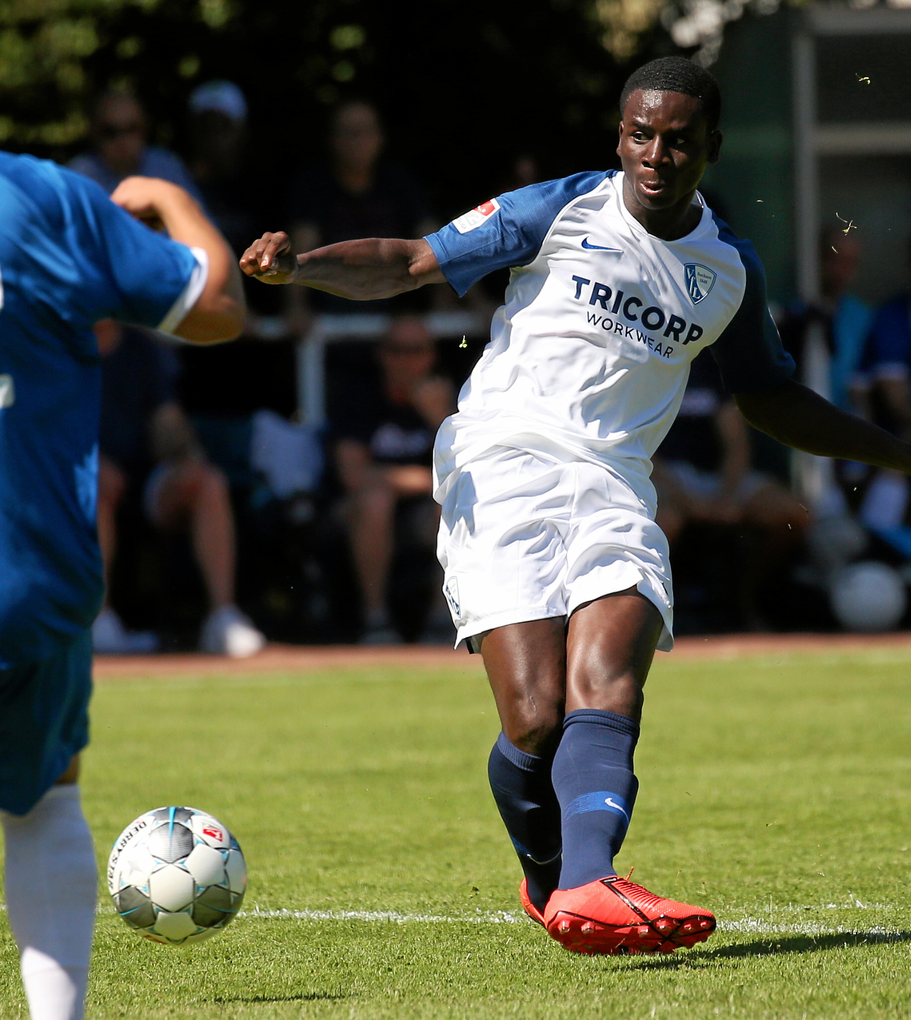 VfL Bochum sucht stabilen Rechtsverteidiger